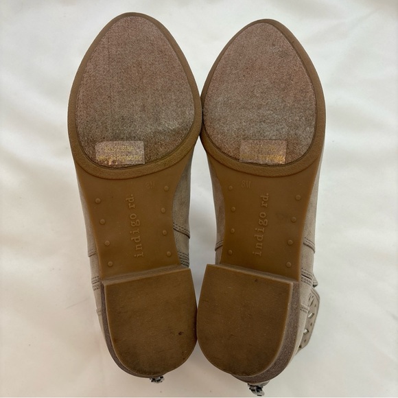 INDIGO RD Cadelen Taupe Perforated Fabric Block Heel Ankle Boots Zip NIB Sz 8 M - Picture 10 of 16